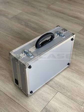 Кофр алюминиевый с пистолетом